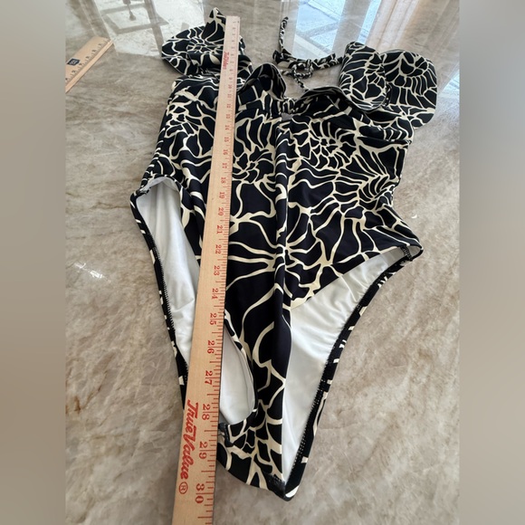 ANTONIO MELANI Black and White Swimsuit - Picture 7 of 9